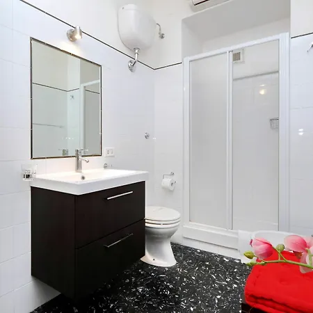 Gregoriana Apartment *